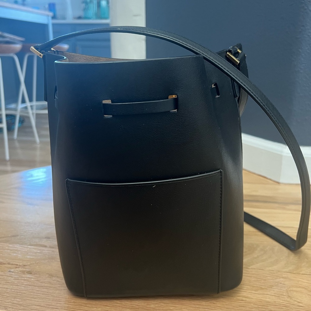 Black Micheal Kors Women's Bag - Picture 3 of 12